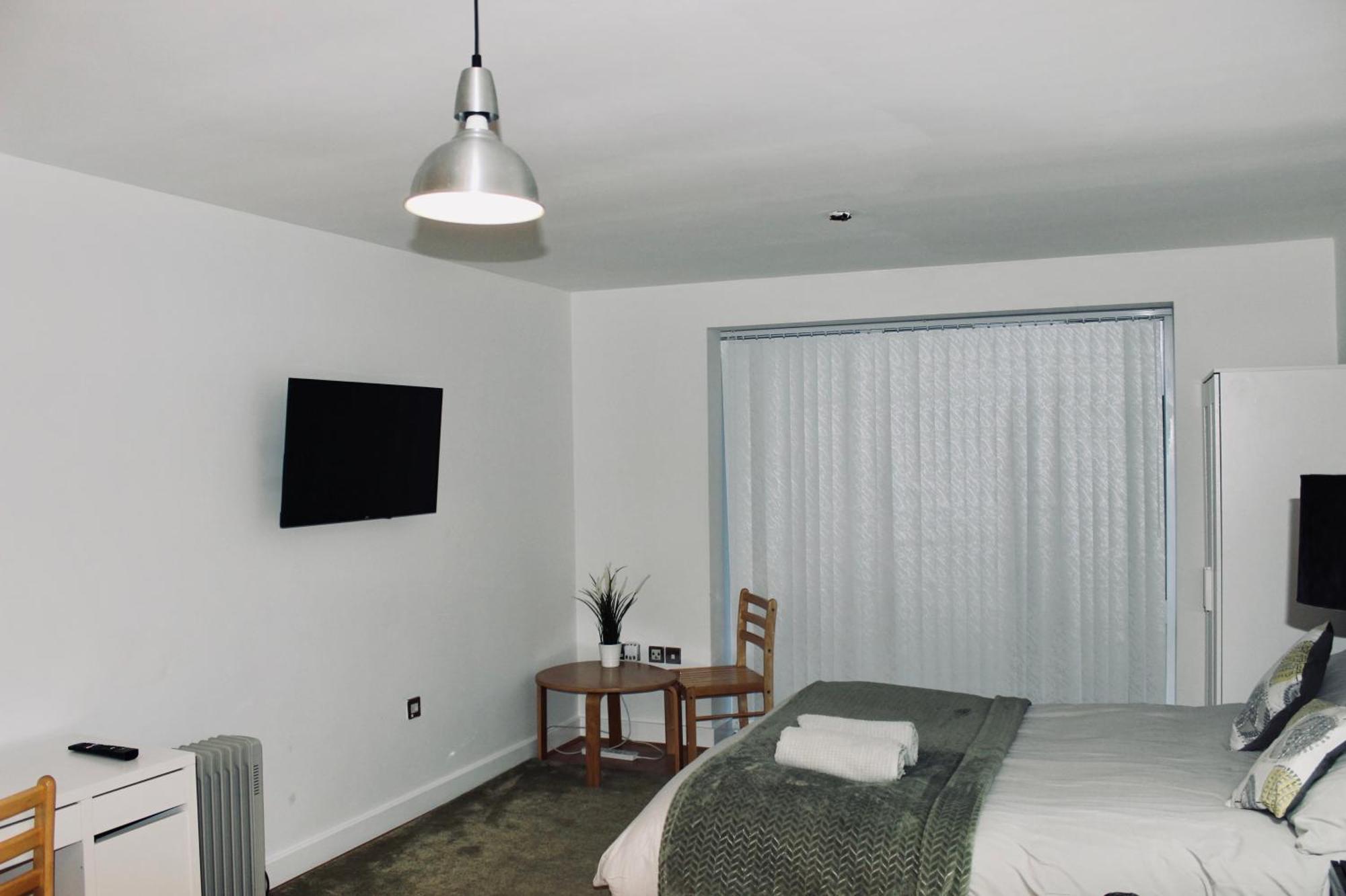 Modern City Central Studio Apt Birmingham Dış mekan fotoğraf